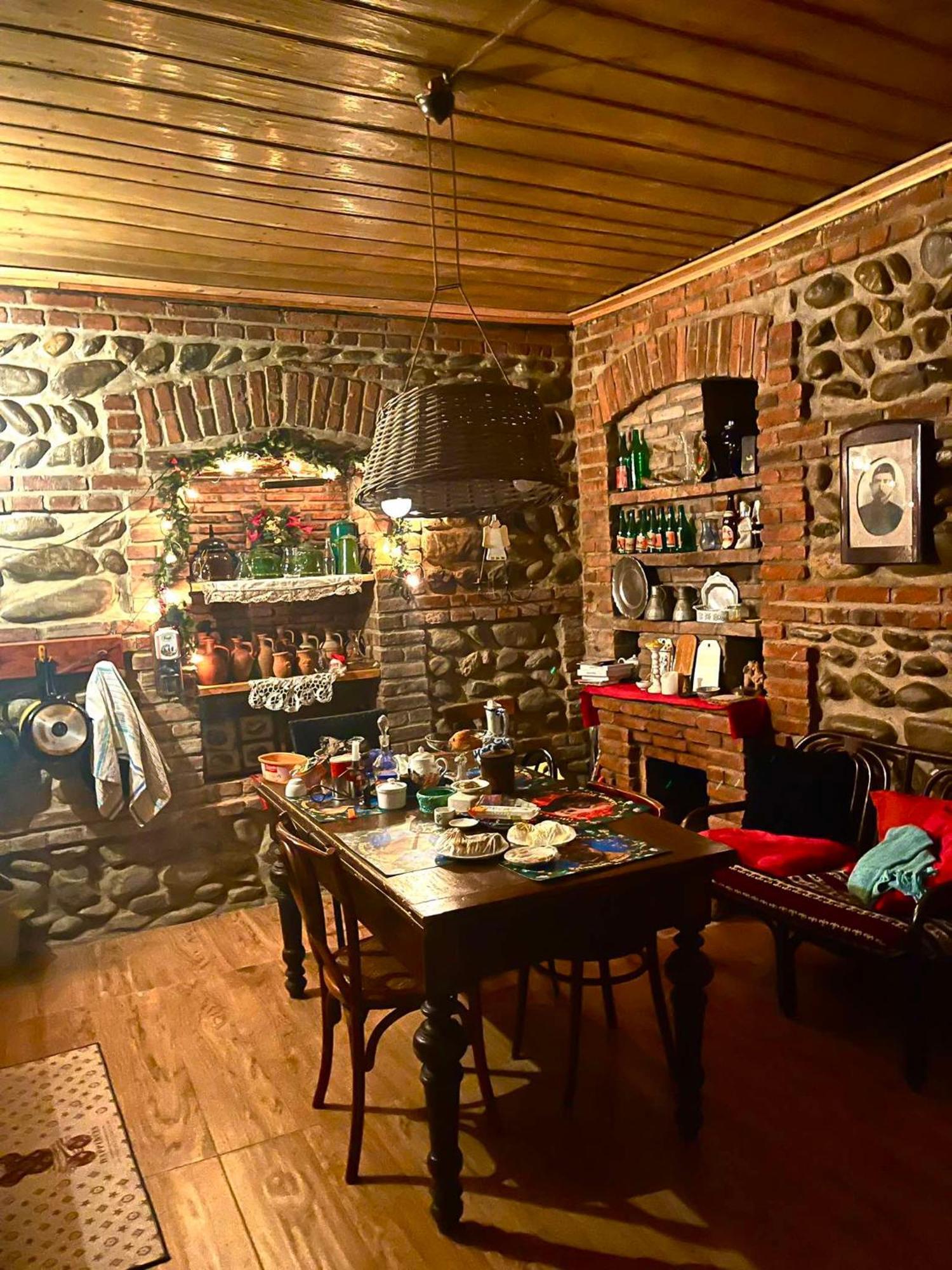Dzveli Galavani -Old Wall Telavi Buitenkant foto